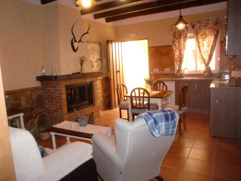 Casa Rural Sierra De Coripe Exterior photo